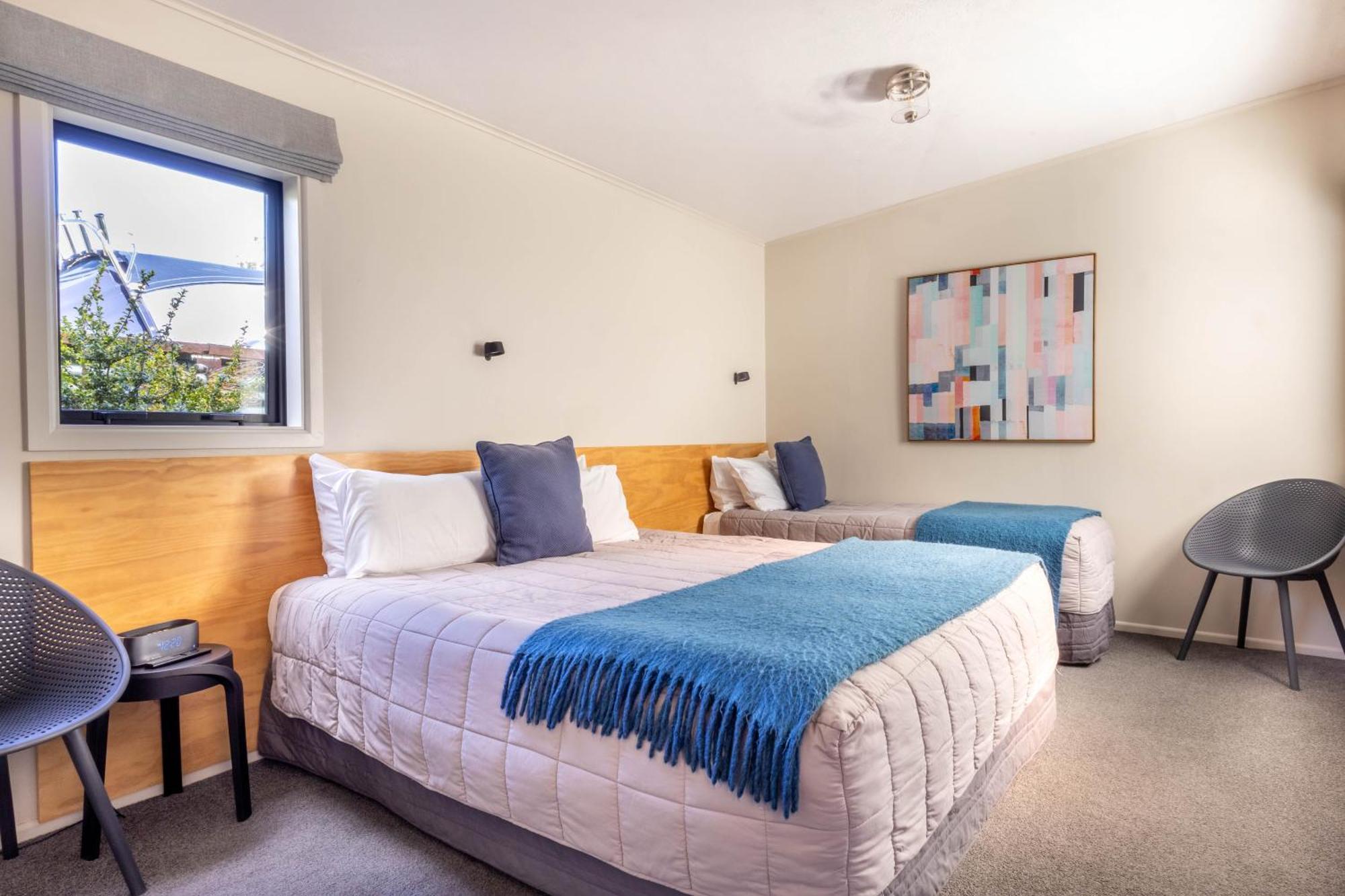 Shakespeare House Bed & Breakfast เทอาเนา ภายนอก รูปภาพ